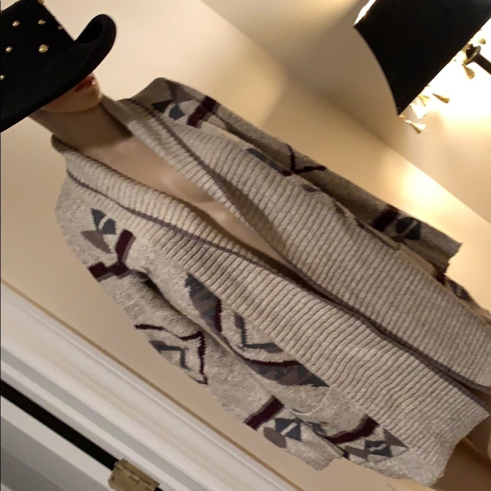 Pocketed Warmth! - image 1